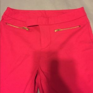Pink Capri pants new without tags.